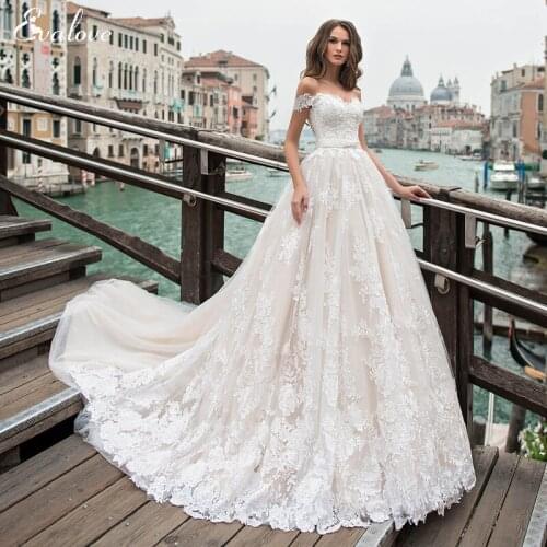 EVALOVE Romantic Sweetheart Neck Lace Up A-Line Wedding Dress Gorgeous Appliques Beading Off the Shoulder Princess Bridal Gown