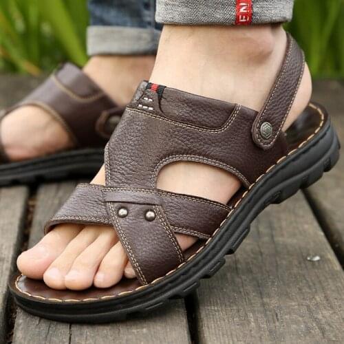 Mens Sandals 2021 Summer New Mens First Layer Cowhide Casual Thick-soled Dual-use Beach Shoes
