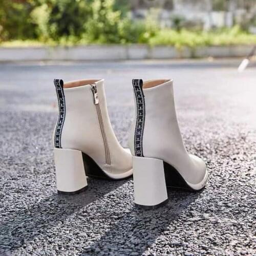 2021 White Martins Boots Womens Platform Thick-soled High-heeled Short Boots Women Autumn And Winter Fashion Nude Boots Women