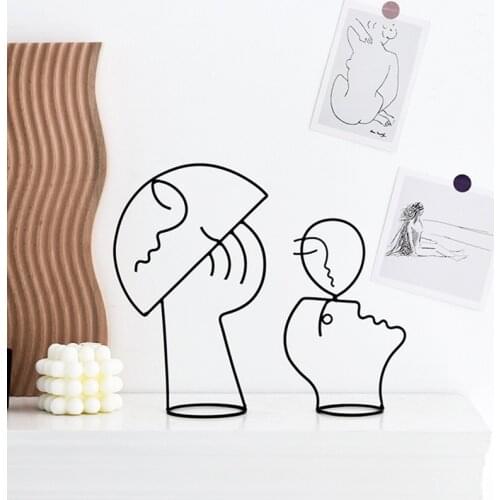 Nordic Abstract Iron Figure Art Ornaments Sculpture Face Art Jewelry Rack Retro Metal Line Crafts Living Room Home Decoration