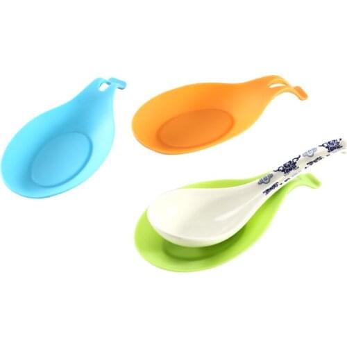 Multipurpose Silicone Spoon Rest Pad Food Grade Silica Gel Spoon Put Mat Device Kitchen Utensils dishes mat holder