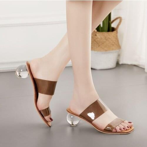 2020 New Women Slipper Summer Crystal Heel Women Beach Slippers Transparent PVC Sandals Square Toe Slides size 41 42 43