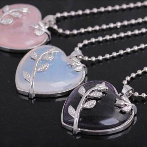 Natural Crystal Necklace Heart Pendant Christmas Decoration DIY Gifts For Men and Women Fashion Jewelry Necklaces
