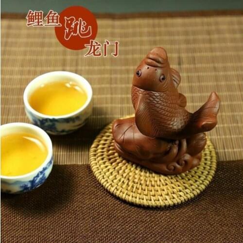 1pc Handmade Yixing Zisha Tea Pet Red carp Tea Pet Brush Rest Rack