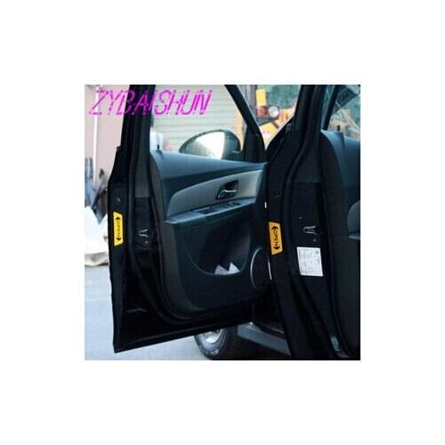 4 pieces/set. Reflective open door sticker warning child safety car sticker for Kia Rio K2 K3 K5 K4 Cerato,Soul,Forte,Sportage