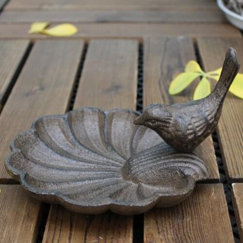 Rustic Seashell Heavy Cast Iron Bird Feeder European Farm House Accents Home Garden Tabletop Metal Key Trinket Storage Plate