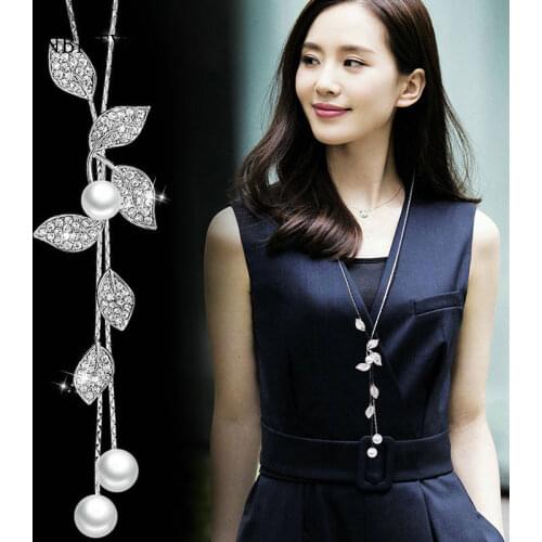 Elegant Leaf Long Necklace Women Bijoux New Fashion Jewelry Simulated-Pearl Necklaces & Pendants