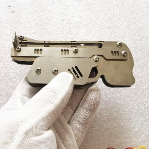 Mini stainless steel folding toy Stainless steel outdoor indoor shooting Mini rubber band gun