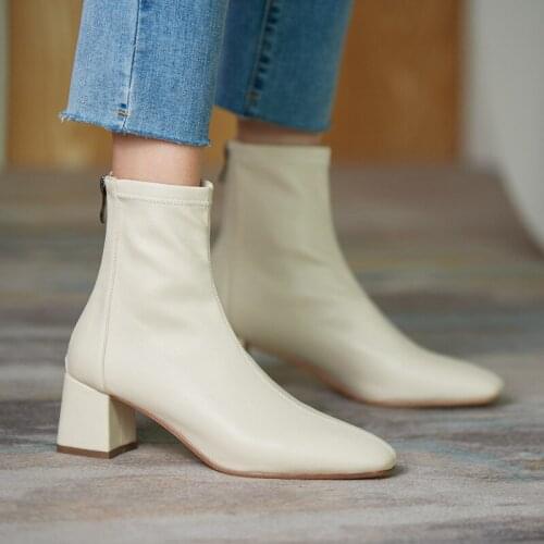 Elegant slim Square head Minter 2020 New thick high heel square commuter versatile ol elastic short boots