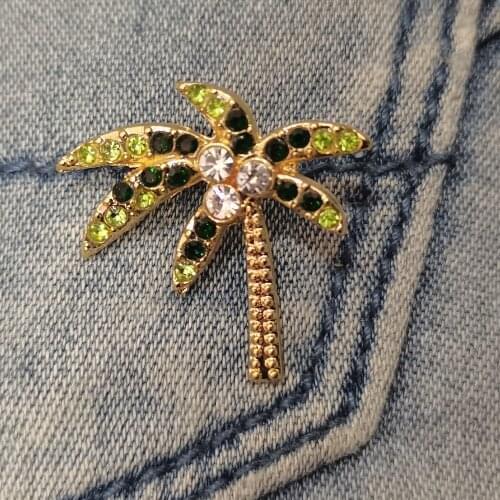 Enamel Pin Custom Coconut Tree Brooches Bag Lapel Pin Cartoon Plant Badge Jewelry Gift For Friends