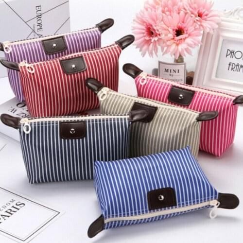 Creative Dumplings Shape Cosmetic Bag Women Fashion Striped Make Up Kit Small Makeup Bag Portable Travel Organizer Storage Bags