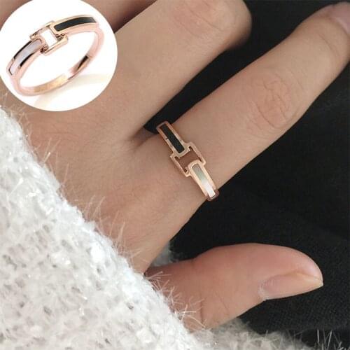 Black & White Shell ring Rose Gold color Titanium Steel woman Finger Ring , never fade .Size 4-10 availabe,drop shipping