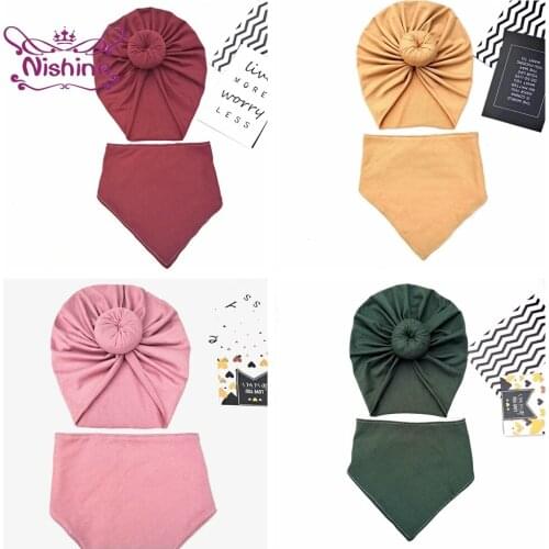 Comfortable Soft Knitting Cotton Infant Hat and Bib Set Solid Color Handmade Donut Toddler Caps Fashion Newborn Saliva Towels