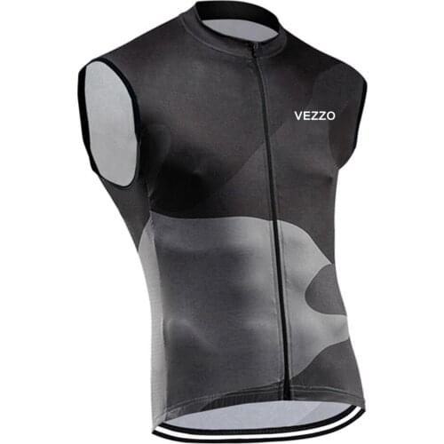 VEZZO. Travel Vests
