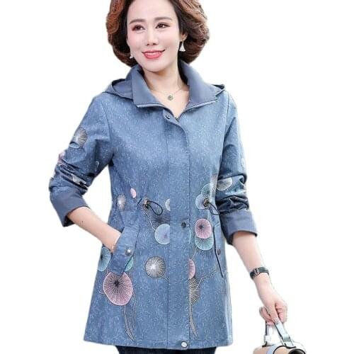 New 2021 Spring Autumn LadiesJacket Mid-length Female Windbreaker Coat Fashion Printed Zipper Thin Hooded Women Outerwear7