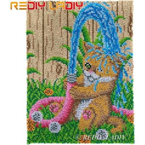 Latch Hook Rug Playing Kitten Plush Wall Tapestry Kits DIY Carpet Rug Chunky Yarn Arts & Crafts Crocheted Floor Mat 61*81cm