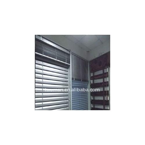 Motorized Aluminum Venetian Blind Exterior