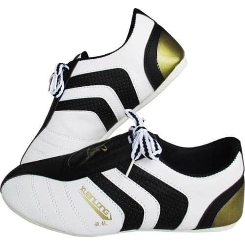 Taekwondo shoes Kung Fu Wu Shu Karate wrestling shoes woman Adult male and female martial arts breathable slip shoes Sneakers