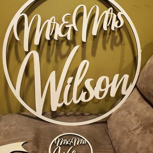 Personalized Name Large size Letters Wedding Photo Props Wooden Wedding Decoration Centerpieces Wreath Circle Signs