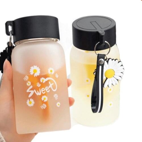 500ml Glass Water Bottles Small Daisy Creative Frosted Water Bottle With Portable Rope Travel Tea Cup Borosilicate Glasses