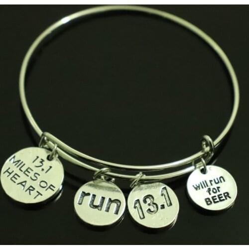 Popular Marathon Running Sports Jewellery Bracelet Metal 13.1 Label Charm Pendant Making Adjustable Retractable Wire Bangle