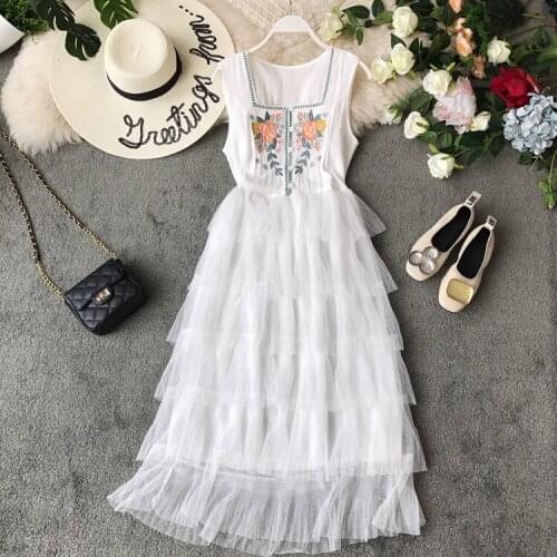Women Embroidery Flower Sleeveless High Waist Thin Yarn Elegant Dress Lady Sleeveless Casual Vestidos G777