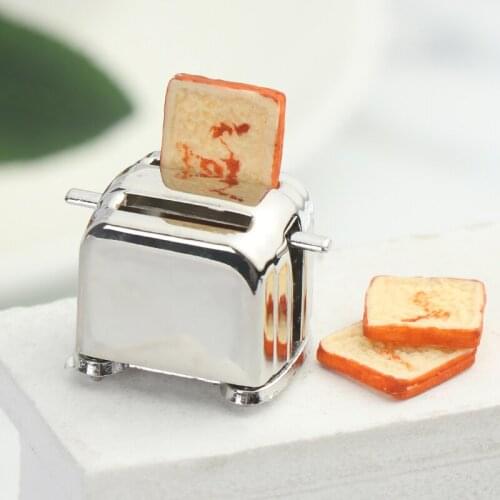 Dollhouse Accessories 1：12 Mini Bread Machine With Toast Kitchen Toys DIY Dollhouse Decorations Cute Decoration Toaster Girls