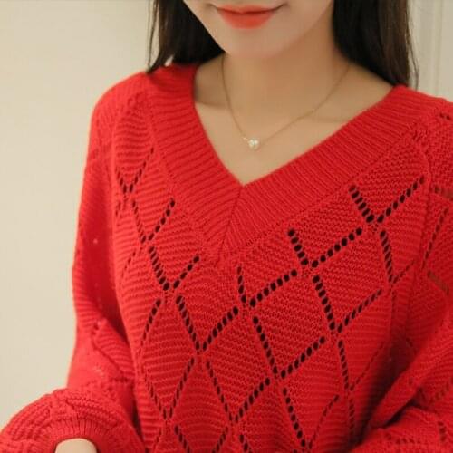 V-neck hollow-out sweater the new spring 2017 Han edition sets loose lantern sleeve short sweater female batwing coat