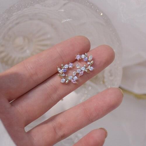 1 Pair Sweet Crystal Flower Butterfly Stud Earrings for Women Fashion Shining Zircon Simple Party Earrings Jewelry Gifts