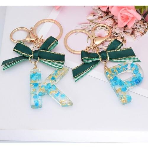 Fashion Cloth Bow Resin Letter Keychain Cute A-Z Resin Alphabet Pendant Car Key Chain Backpack Purse Bag Charms Christmas Gift