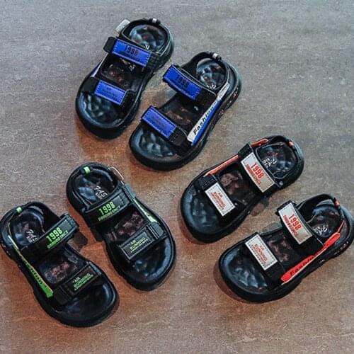 Childrens sandals beach shoes 2021 summer new style little boy non-slip soft-soled shoes in the tide big boy boys shoes