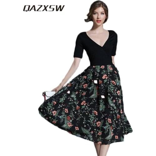 QAZXSW 2018 New Women Spring Summer Dress Bohemian Chiffon Patchwork Printing Dress V-Neck Ladies Party Dresses Vestido HB609