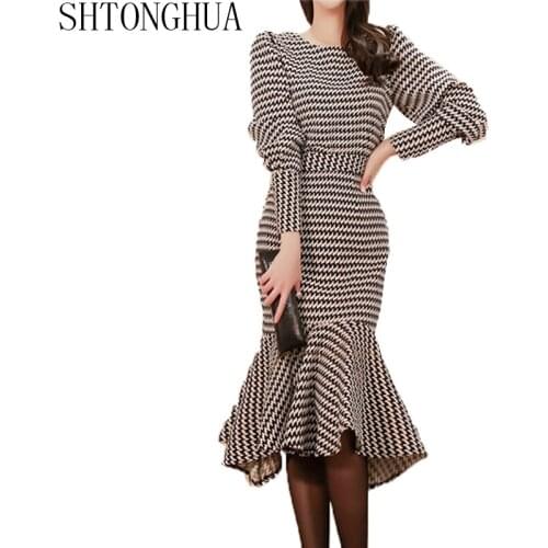 SHTONGHUA 2019 Spring New 2piece Sets Korean temperament Slim houndstooth top+ Sexy Trumpet mermaid skirt suit