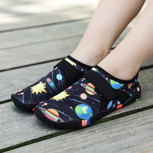 Childrens Shoes Boys Beach Water Shoes Flat Soft Seaside Swimming Shoes Girls Summer Breathable Wading Sneakers Kids Quick Dry