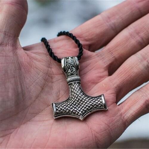 Vintage Viking Necklace Pendant Northern Europe Style Handmade Leather Rope Viking Thors Hammer Necklace Amulet Jewelry for Men