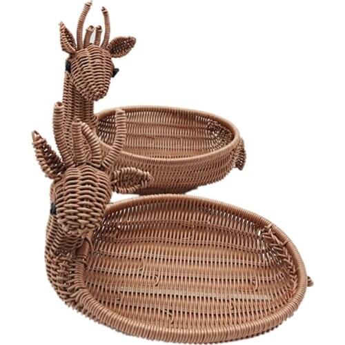 Rattan Woven Fruit Basket, Imitation Deer Bread Basket Fruit Bowls Tray Vegetable Snack Basket Novelty Animal Shaped Ancient Rat