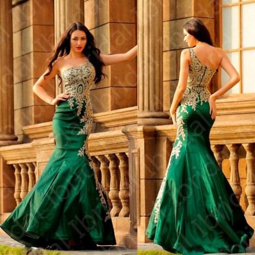 New Elegant Mermaid Sleeveless Evening Dresses Long Lace Wedding Guest Gowns Appliqued Back Out Floor Length Party Gowns 2021