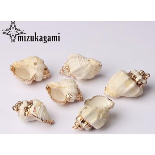 Marine Sea Natural White Shell Conch Charms Pendant 10PCS/lot For DIY Bohemia Beach Jewelry Making Accessories