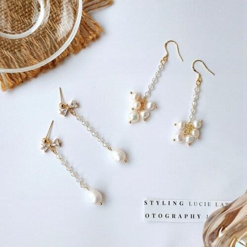 Simple Fashion Gold Plated Small Natural Pearls Drop Earrings for Women Elegant French Style Earring Handmade Jewelry 2021