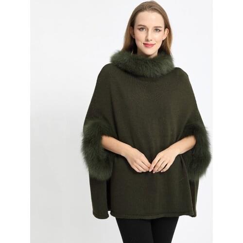 Hot Sale Knitted Wool Poncho Sweater Bat Women Casual Loose Fit Solid Pullover Sweater With Fox Fur Collar Cuff Detachable 2021