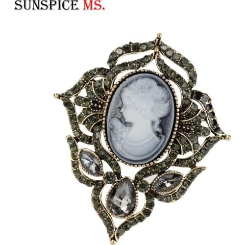 SUNSPICEMS Turkish Gray Crystal Brooch Pin for Women Relief Head Rhinestone Retro Gilt Broches Brooches Indian Jewelry Wholesale