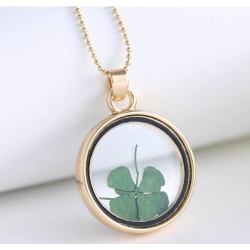 Creative Handmade Natural Dried Flower Specimen Lucky Clover Resin Round Glass 35mm Pendant Necklace for Womens Jewelry