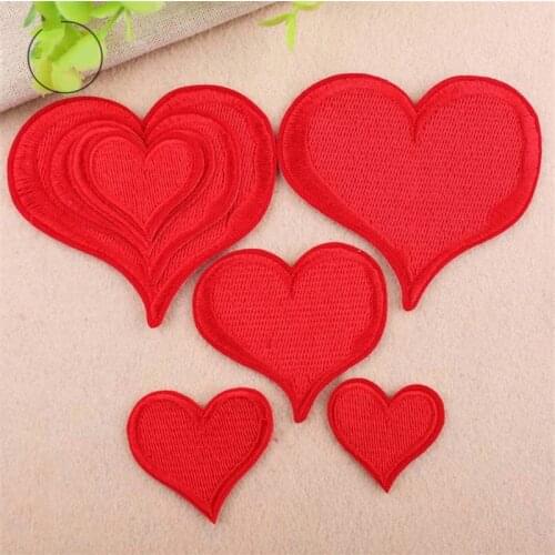 T-N Colours Loving Red Heart Custom Computer Embroidery Patches Iridescence Applique Sweet Shape Stickers Fashion Clothing DIY