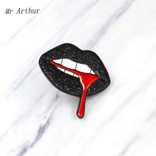 Fashion Black Crystal Lips Brooch Sexy Lips Bleeding Glazed Brooch denim shirt button collar badge Gift For Friends