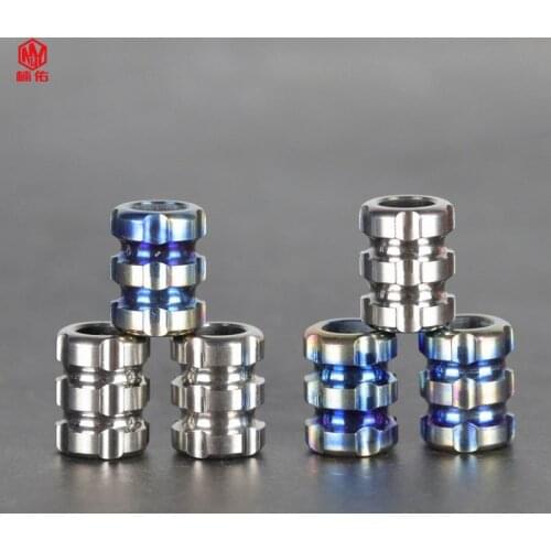 1PCS Outdoor Titanium Alloy Knife Bead Paracord Survival Drop Bead EDC TC4 Pendant Multi-Function Tool Accessory