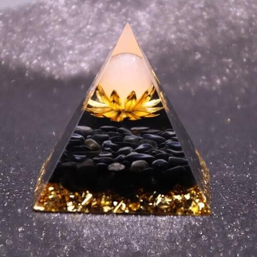 Healing Crystals Chakra Stones Emf Protection Orgone Pyramid Reiki Energy Meditation Pyramid For Positive Energy With Quartz