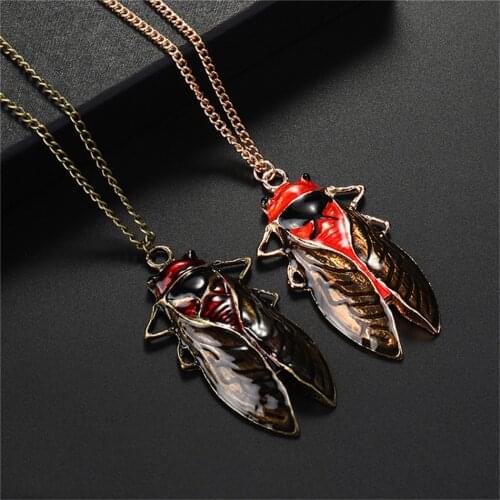 PENGBIN Creative Retro Cicada Design Necklace Vintage Colored Glaze Necklace Alloy Insect Simulation Cicada Pendant