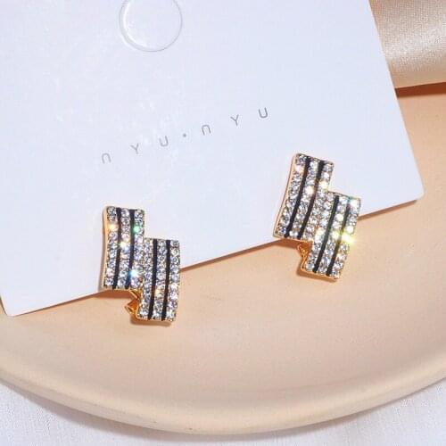 2019 New Design Luxury Shining Crystal Big Geometric Earrings For Women Classic Wedding Party Earrings Jewelry Gifts Wholesale
