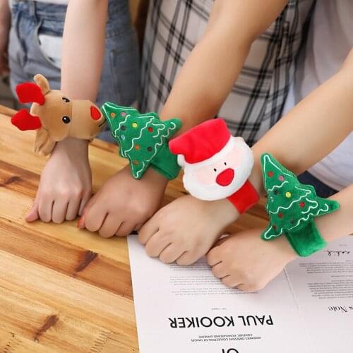 Cute cartoon bracelet Christmas plush toy doll Christmas tree Santa Claus elk doll Childrens holiday gift Christmas decoration