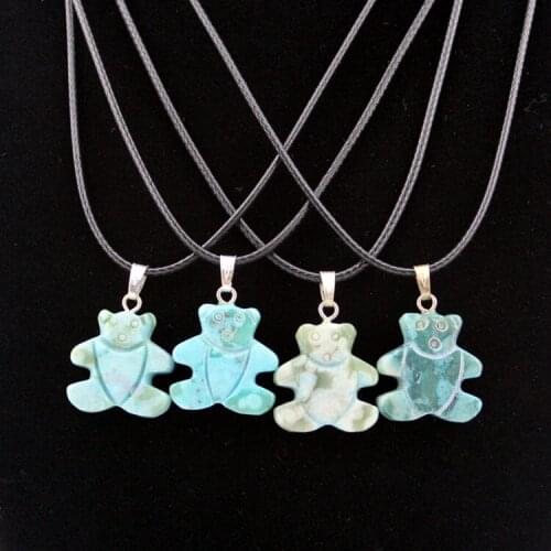 New Fashion 18*18mm Natural Stone Animal Carved Lovely Bear Charms Pendant Necklace Children Days Gift MN423